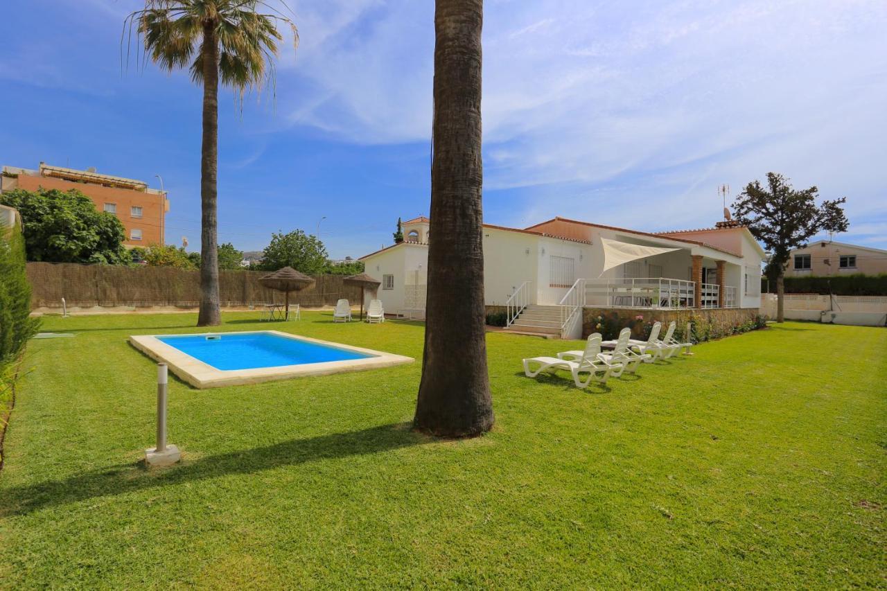Luna Beach Premium 9pax Torre de Benagalbon